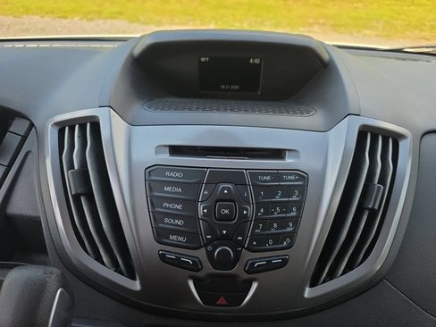 Used 2018 Ford Transit 150 XLT RWD image 19