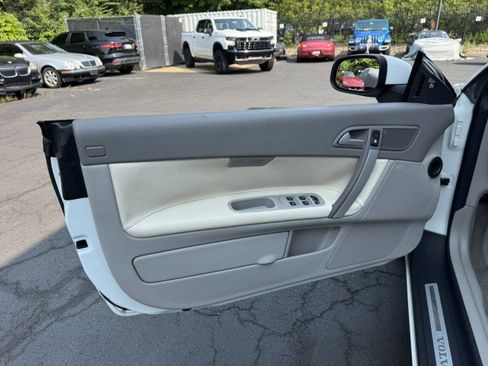 Used 2012 Volvo C70 T5 w/ Climate Pkg FWD image 19