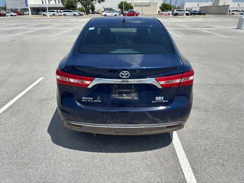 Used 2013 Toyota Avalon Limited FWD image 4