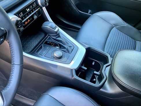 Certified 2024 Toyota RAV4 XSE AWD/4WD image 17