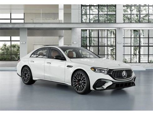 New 2026 Mercedes-Benz E 53 AMG e 4MATIC Sedan image 11