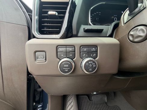 Used 2023 GMC Sierra 1500 Denali w/ Denali Reserve Package AWD/4WD image 4