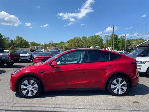 Used 2021 Tesla Model Y Long Range AWD/4WD image 2