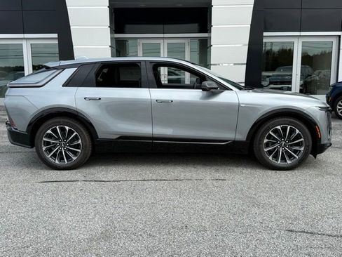 New 2026 Cadillac Lyriq Sport image 3