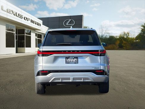 Certified 2025 Lexus TX 500h AWD w/ Technology Package image 9