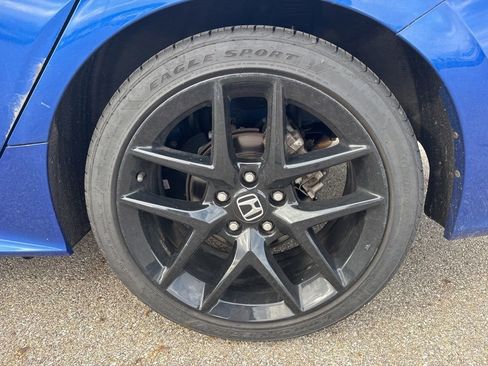 Used 2023 Honda Civic Sport image 5
