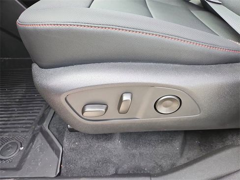 New 2026 Chevrolet Traverse Z71 w/ Enhanced Driving Package image 18