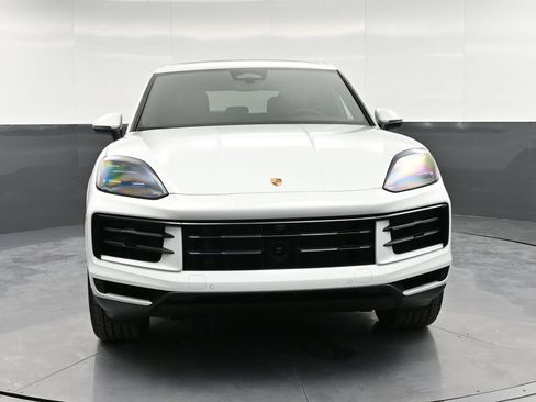New 2026 Porsche Cayenne Base image 11