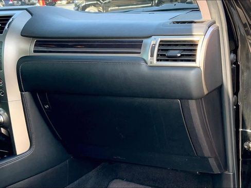 Used 2021 Lexus GX 460 Premium image 19