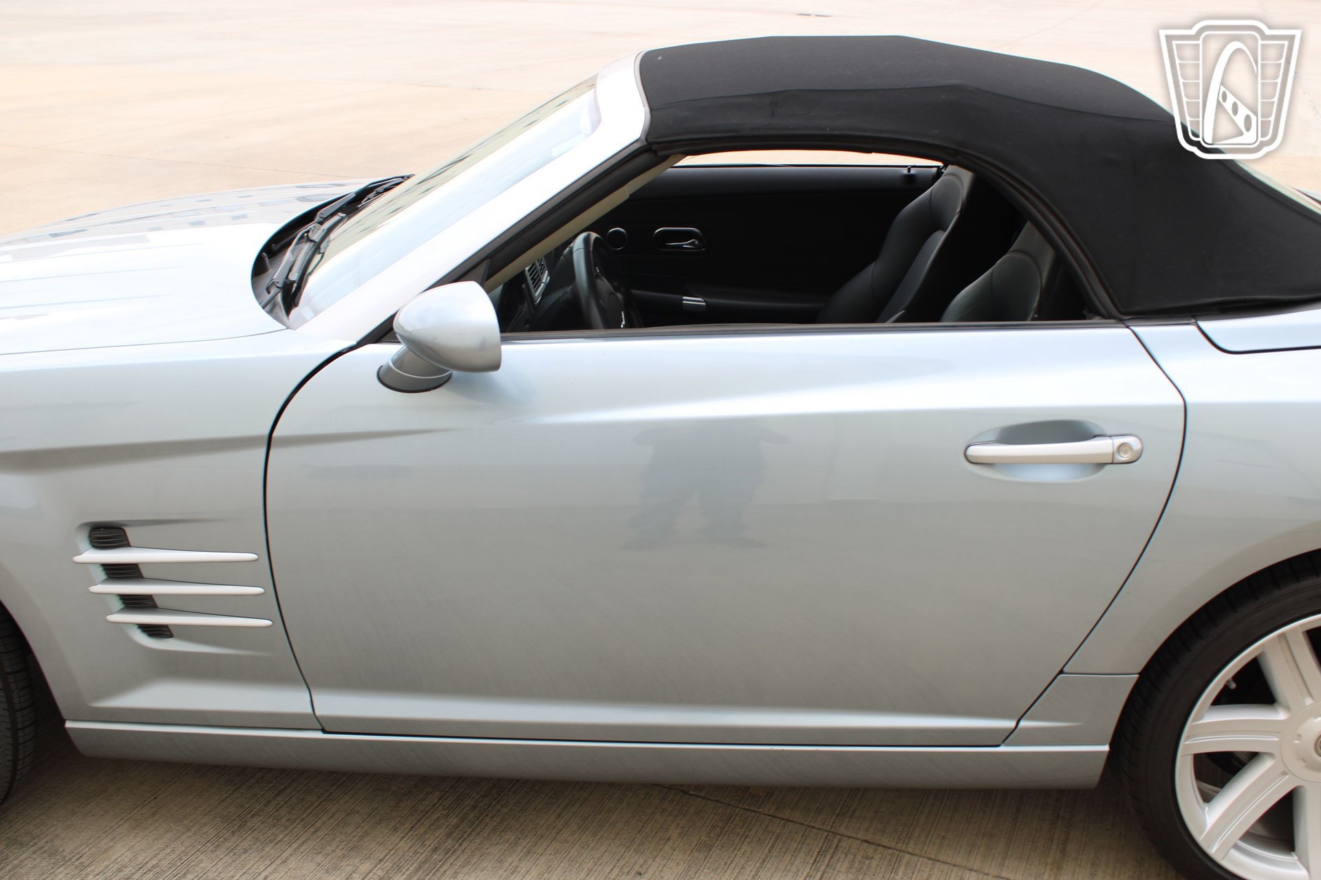 Used 2005 Chrysler Crossfire Limited RWD image 40
