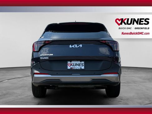 Used 2026 Kia Sportage LX FWD image 8