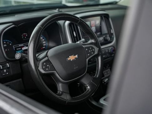 Used 2018 Chevrolet Colorado ZR2 w/ ZR2 Midnight Special Edition AWD/4WD image 31