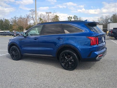 Used 2021 Kia Sorento SX image 6