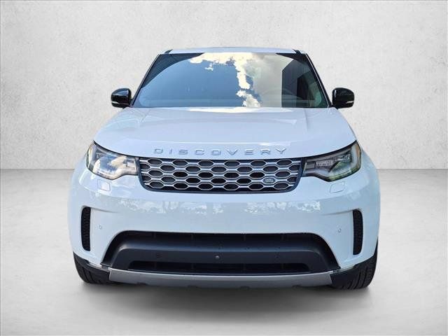 Used 2025 Land Rover Discovery S AWD/4WD image 2