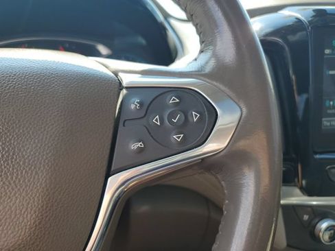 Used 2019 Chevrolet Traverse Premier AWD/4WD image 25
