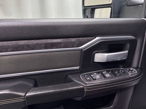 Used 2024 RAM 2500 Big Horn image 11