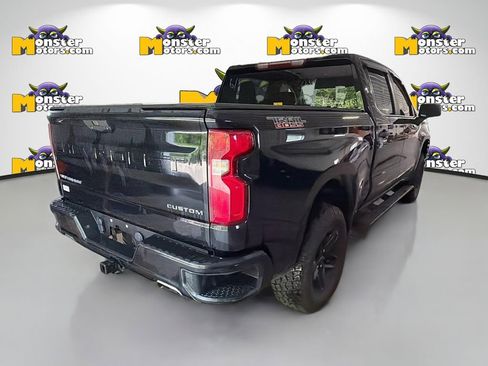 Used 2020 Chevrolet Silverado 1500 Custom Trail Boss w/ Custom Convenience Package AWD/4WD image 4