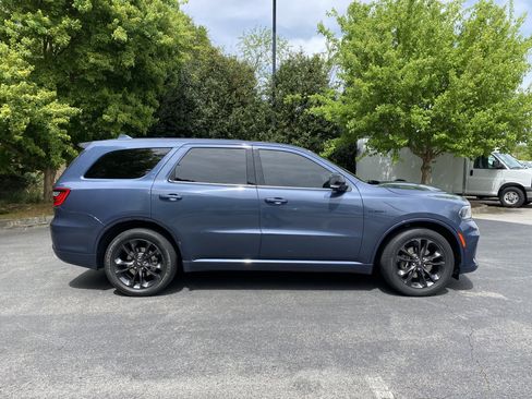 Used 2021 Dodge Durango R/T w/ Blacktop Package AWD/4WD image 10