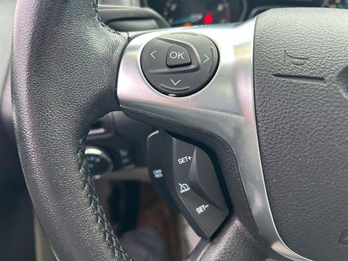 Used 2012 Ford Focus SEL FWD image 19