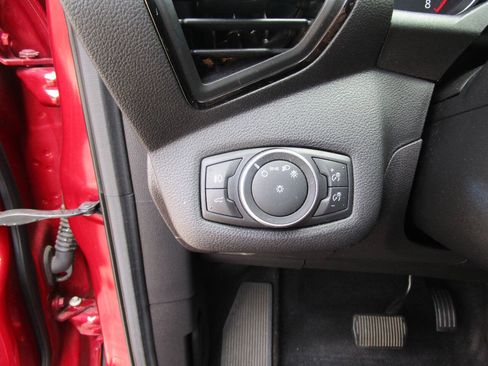 Used 2017 Ford Escape Titanium FWD image 16
