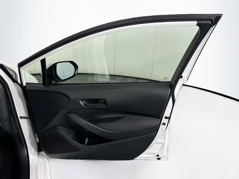 Used 2024 Toyota Corolla LE FWD image 29