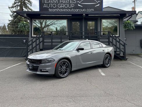 Used 2019 Dodge Charger SXT w/ Plus Group AWD/4WD image 2