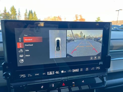 New 2026 GMC Hummer EV 4x4 Crew Cab image 19