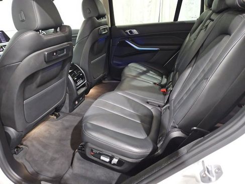 Used 2020 BMW X7 xDrive40i w/ Cold Weather Package image 12