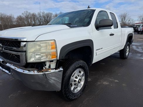 Used 2011 Chevrolet Silverado 2500 LT image 9