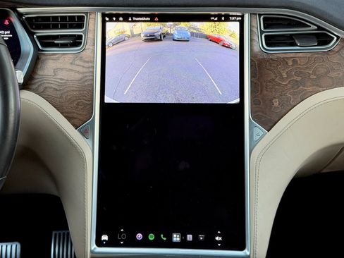 Used 2016 Tesla Model X 75D AWD/4WD image 18
