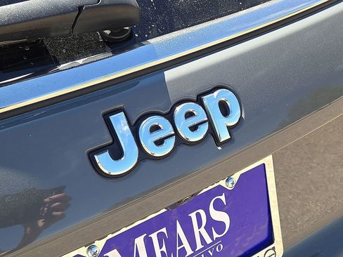 Used 2024 Jeep Compass Limited AWD/4WD image 12