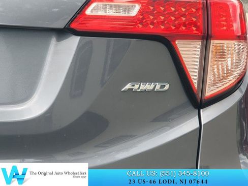 Used 2018 Honda HR-V LX image 14