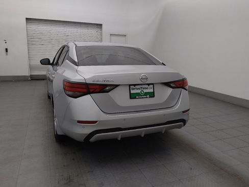 Used 2020 Nissan Sentra S image 6