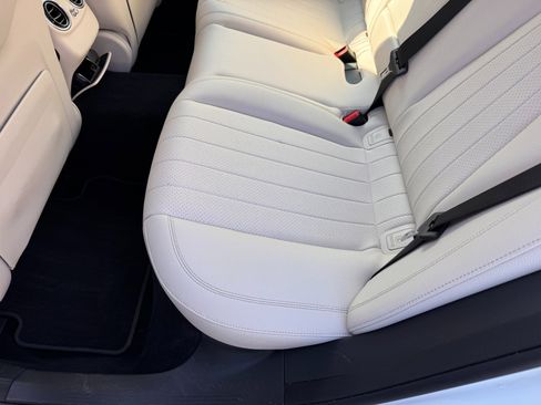 Used 2023 Mercedes-Benz E 350 4MATIC Sedan w/ Premium Package image 45