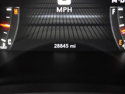 Used 2021 Dodge Challenger R/T w/ Blacktop Package image 25