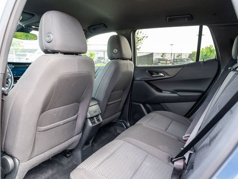 Used 2025 Chevrolet Equinox LT FWD image 16