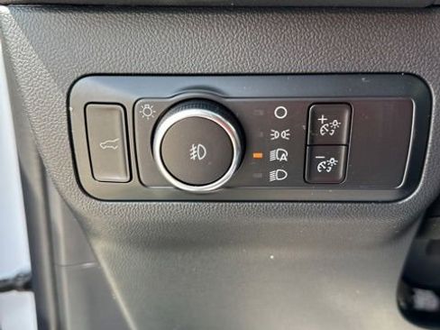 Used 2025 Ford Escape Platinum AWD/4WD image 35