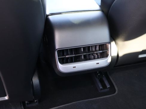 Used 2022 Tesla Model 3 Long Range image 12