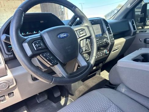 Used 2019 Ford F150 XLT w/ Equipment Group 302A Luxury AWD/4WD image 11