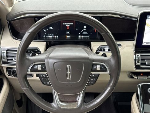 Used 2019 Lincoln Navigator L Reserve w/ Cargo Package image 26