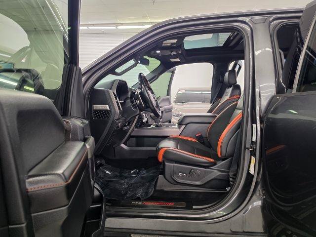 Used 2018 Ford F150 Raptor w/ Equipment Group 802A Luxury AWD/4WD image 39
