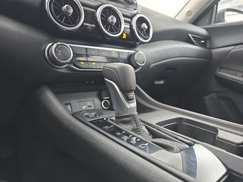 Used 2025 Nissan Sentra S FWD image 30