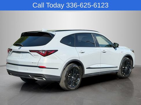 Used 2025 Acura MDX A-Spec AWD/4WD image 7