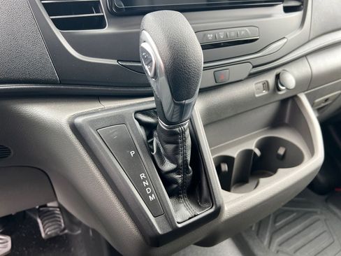 New 2026 Ford Transit 250 148 Medium Roof image 24