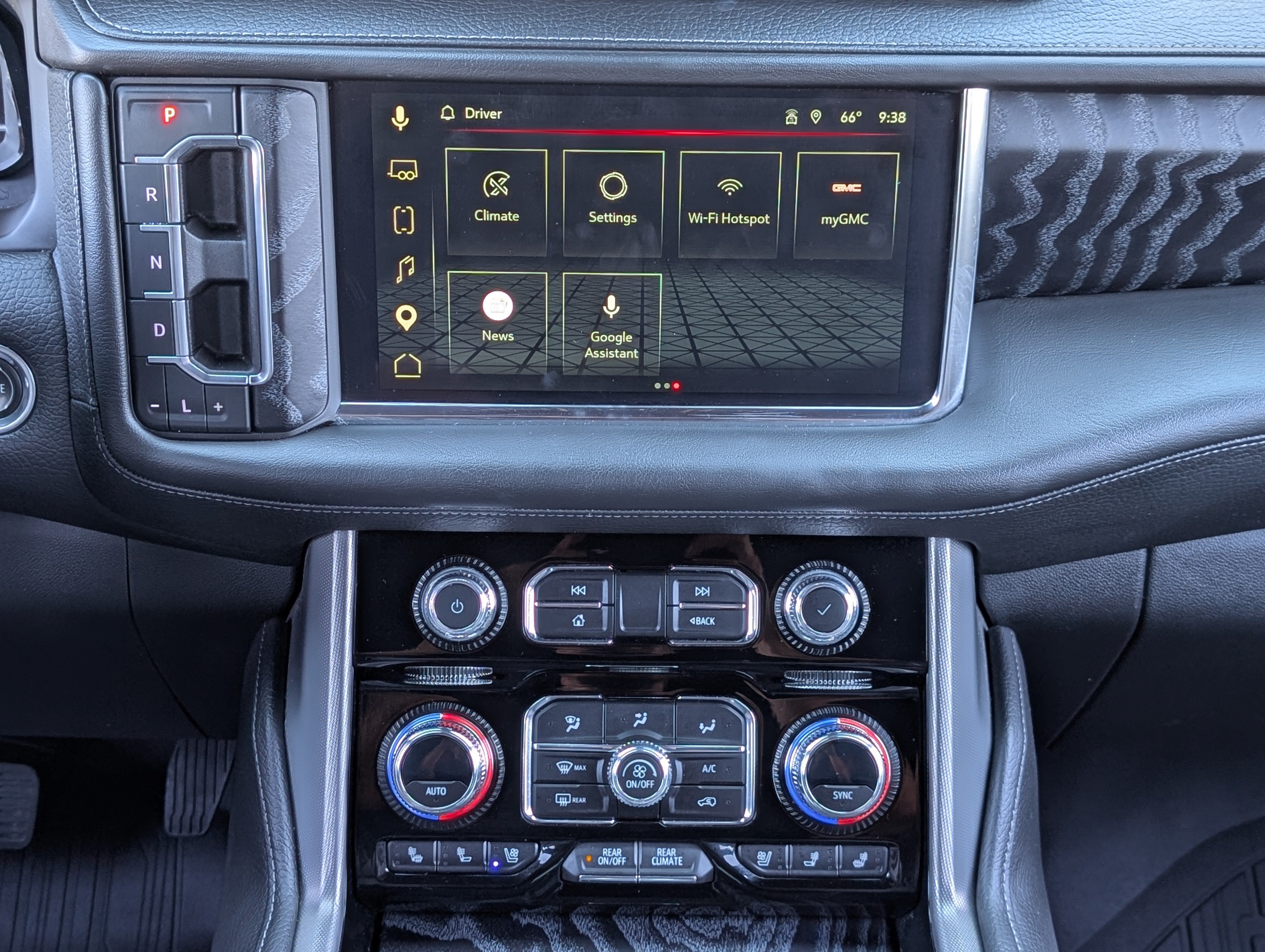 Used 2023 GMC Yukon Denali AWD/4WD image 25
