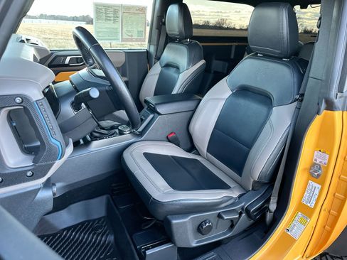 Used 2022 Ford Bronco Wildtrak AWD/4WD image 11