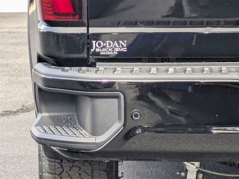 New 2025 GMC Sierra 2500 Denali w/ Denali Reserve Package image 30
