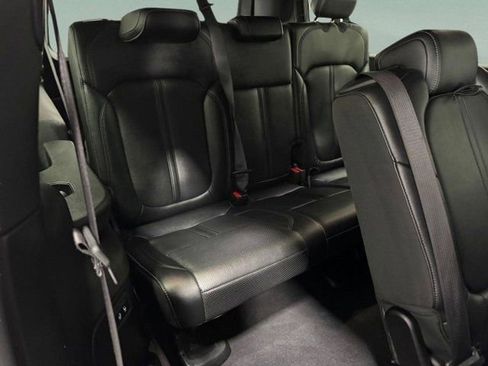 Used 2024 Jeep Wagoneer L Series II w/ Flexible Seating Group AWD/4WD image 27