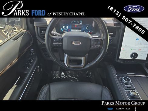Certified 2023 Ford Expedition Platinum AWD/4WD image 12