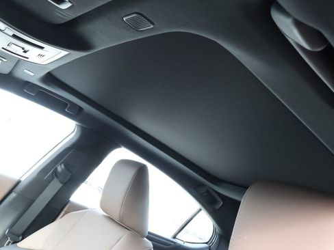 Used 2022 Lexus ES 350 w/ Premium Package image 10